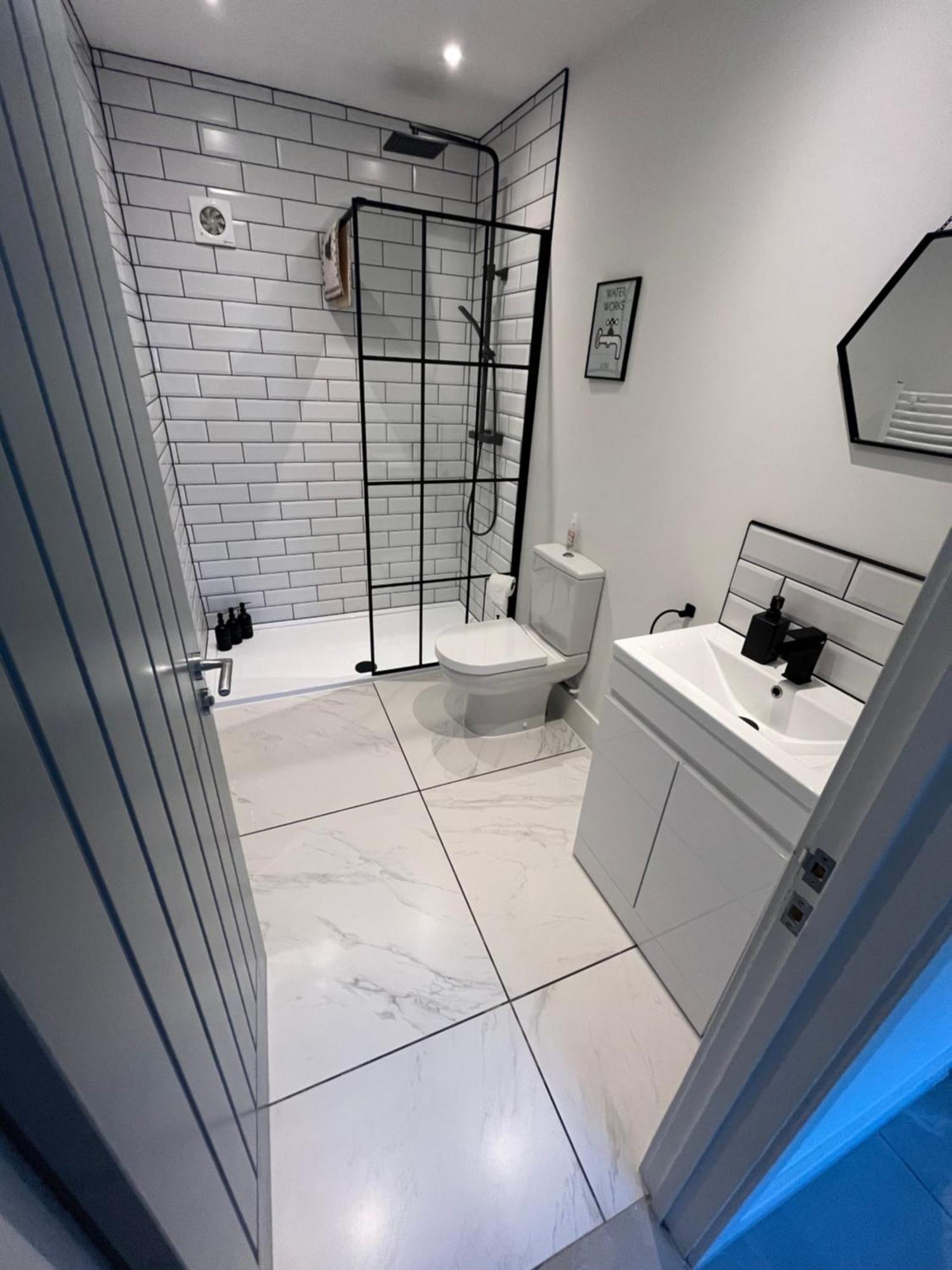 Апартаменты Entire Property In Downham Market, Serviced Accomodation Экстерьер фото