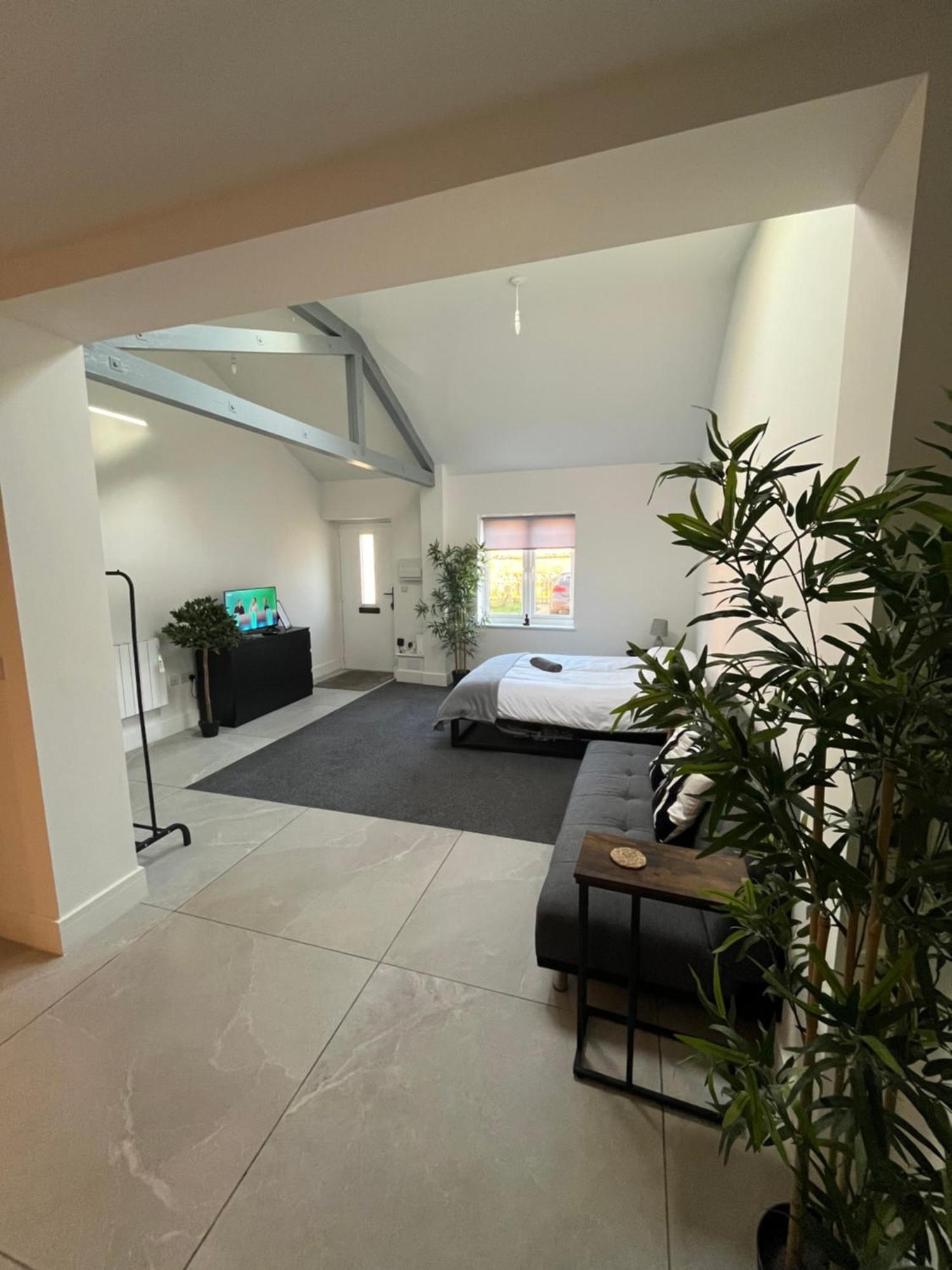 Апартаменты Entire Property In Downham Market, Serviced Accomodation Экстерьер фото